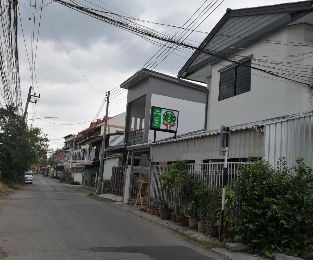 Ban Maitree Hotel Chiang Mai Bagian luar foto