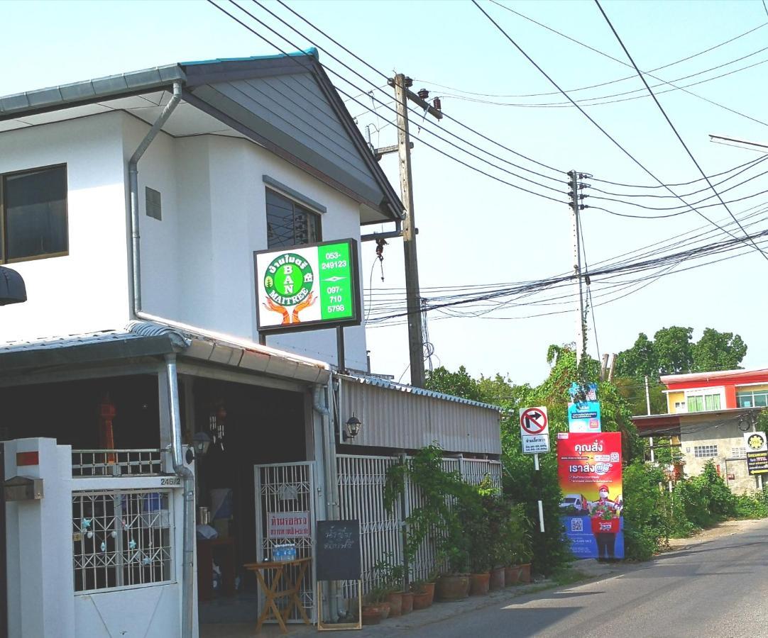 Ban Maitree Hotel Chiang Mai Bagian luar foto